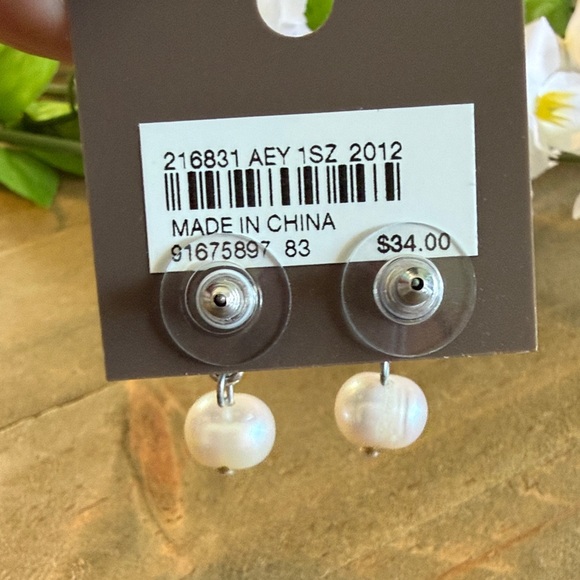 J. Jill Faux Pearl & Crystal Drop Earrings Gunmetal Silver NWT - Picture 5 of 7